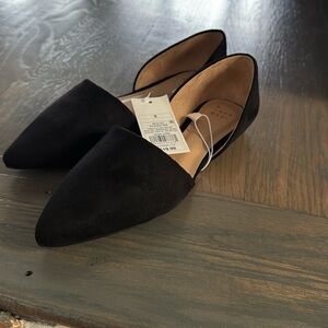 a new day Black Flats Sleek Minimalist Design
